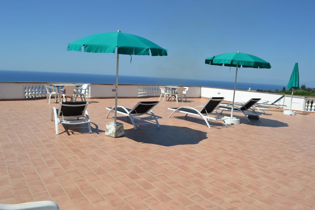 Villa Bella Vista Santa Domenica  Bilik gambar